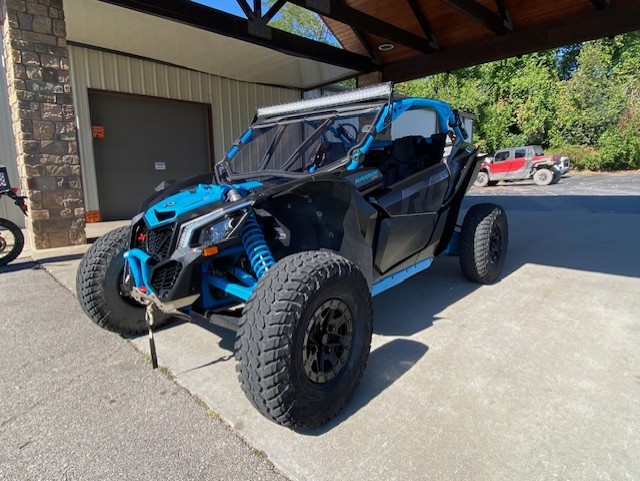 2019 Share Can-Am Maverick X3 X RC Turbo R - U000002 X RC Turbo R - U000002 — photo 1 of 15