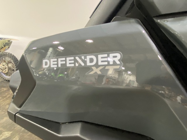 2027 Can-Am Defender MAX XT CAB HD10 UTV