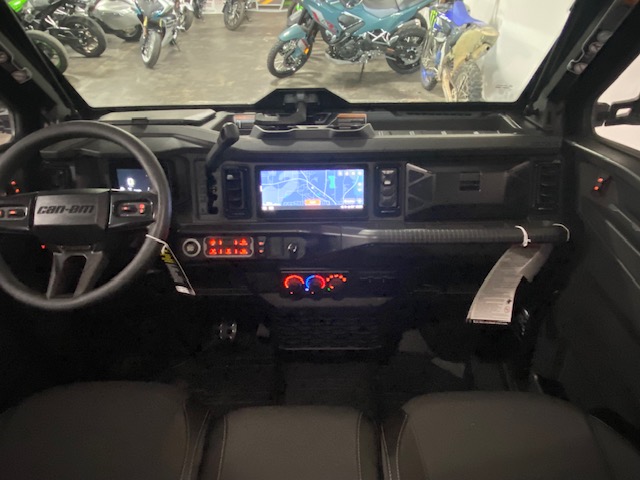 2027 Can-Am Defender MAX Limited HD11 UTV