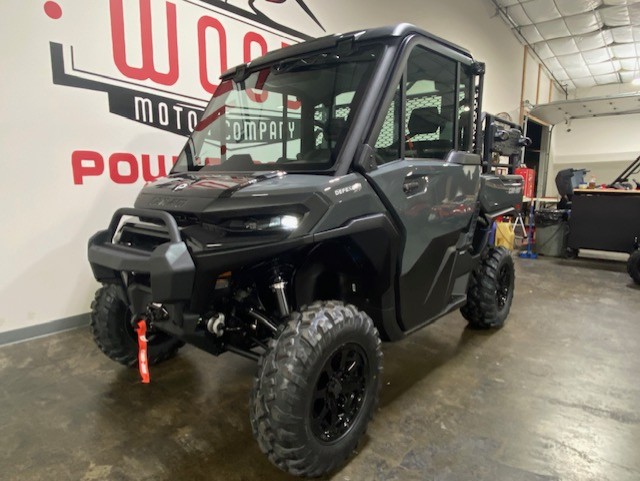 2027 Can-Am Defender XT Cab HD10 UTV