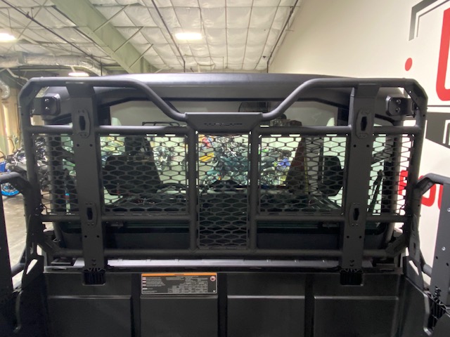 2027 Can-Am Defender XT Cab HD10 UTV