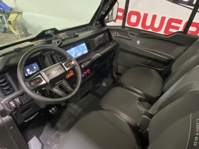 2027 Can-Am Defender MAX Limited HD11 UTV