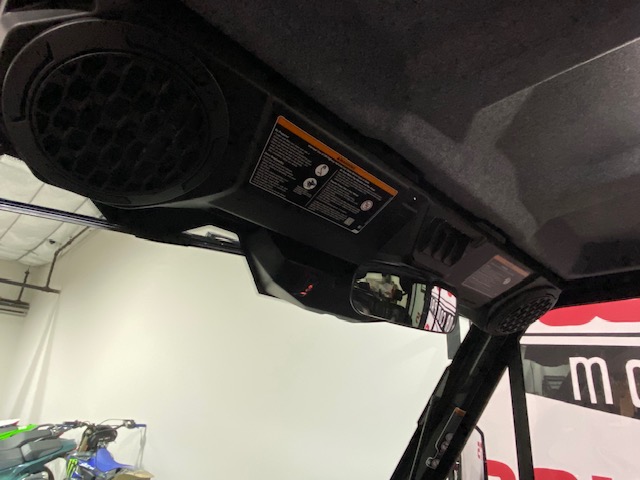 2027 Can-Am Defender MAX Limited HD11 UTV