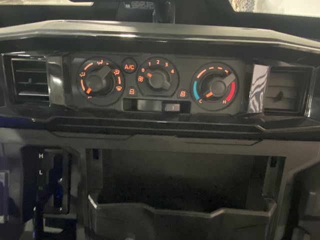 2027 Kawasaki RIDGE CREW HVAC UTV