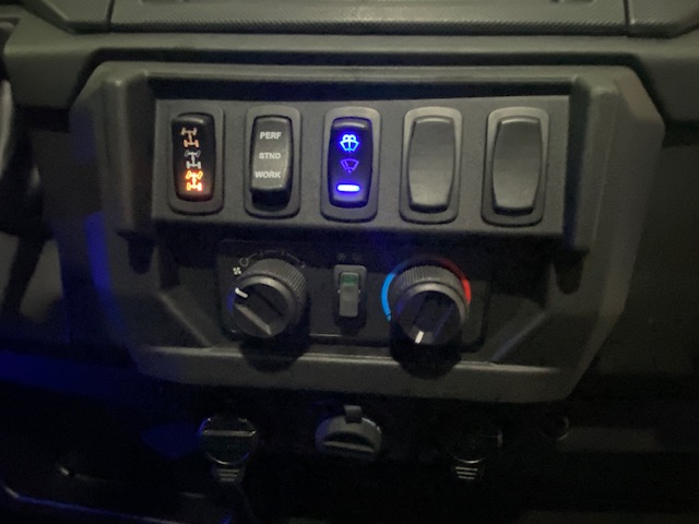 2027 Polaris RANGER CREW XP 1000 NorthStar Ultimate UTV