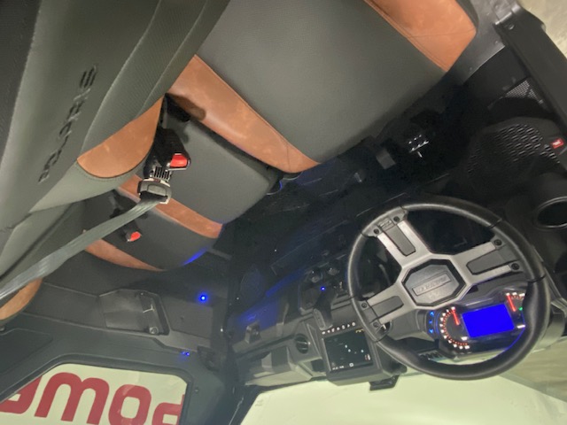 2027 Polaris RANGER CREW XP 1000 NorthStar Ultimate UTV