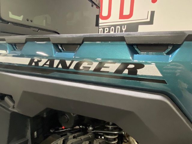 2027 Polaris RANGER CREW XP 1000 NorthStar Ultimate UTV