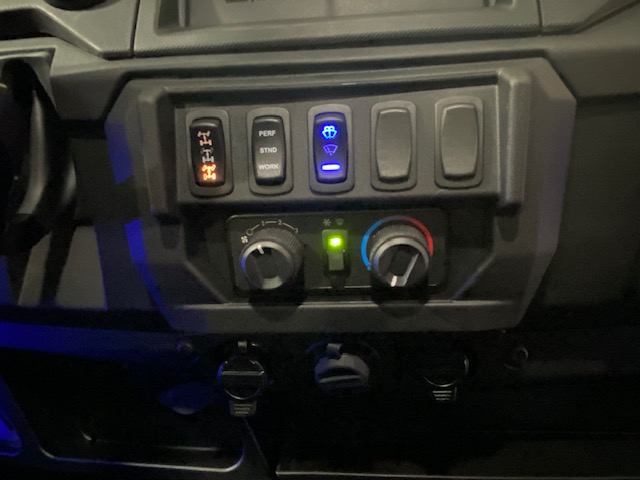 2027 Polaris RANGER CREW XP 1000 NorthStar Ultimate UTV